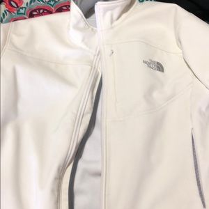 The north face apex jacket no hood